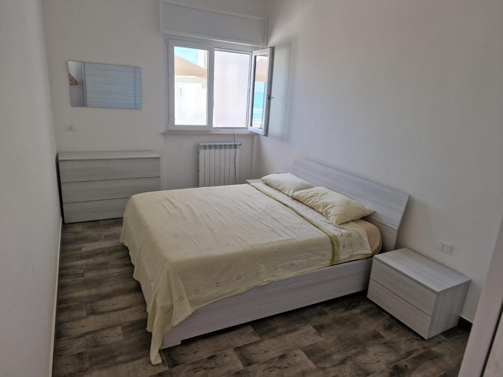The Suite On The Beach Torvaianica Eksteriør billede