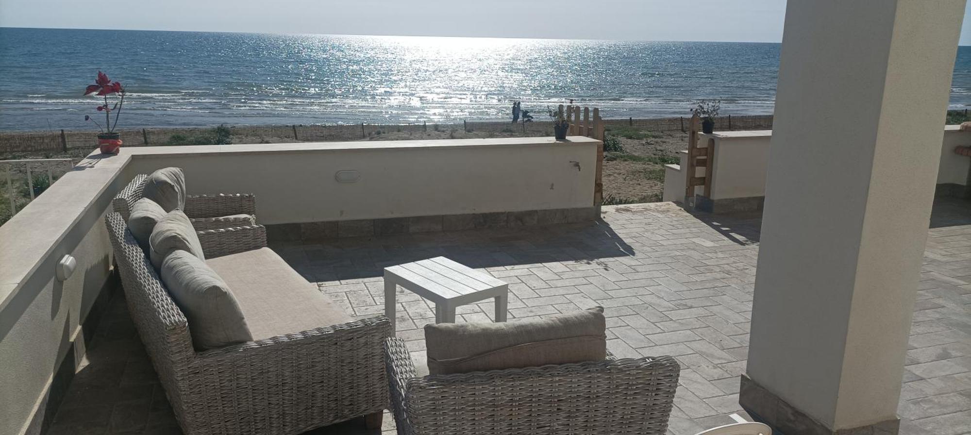 The Suite On The Beach Torvaianica Eksteriør billede