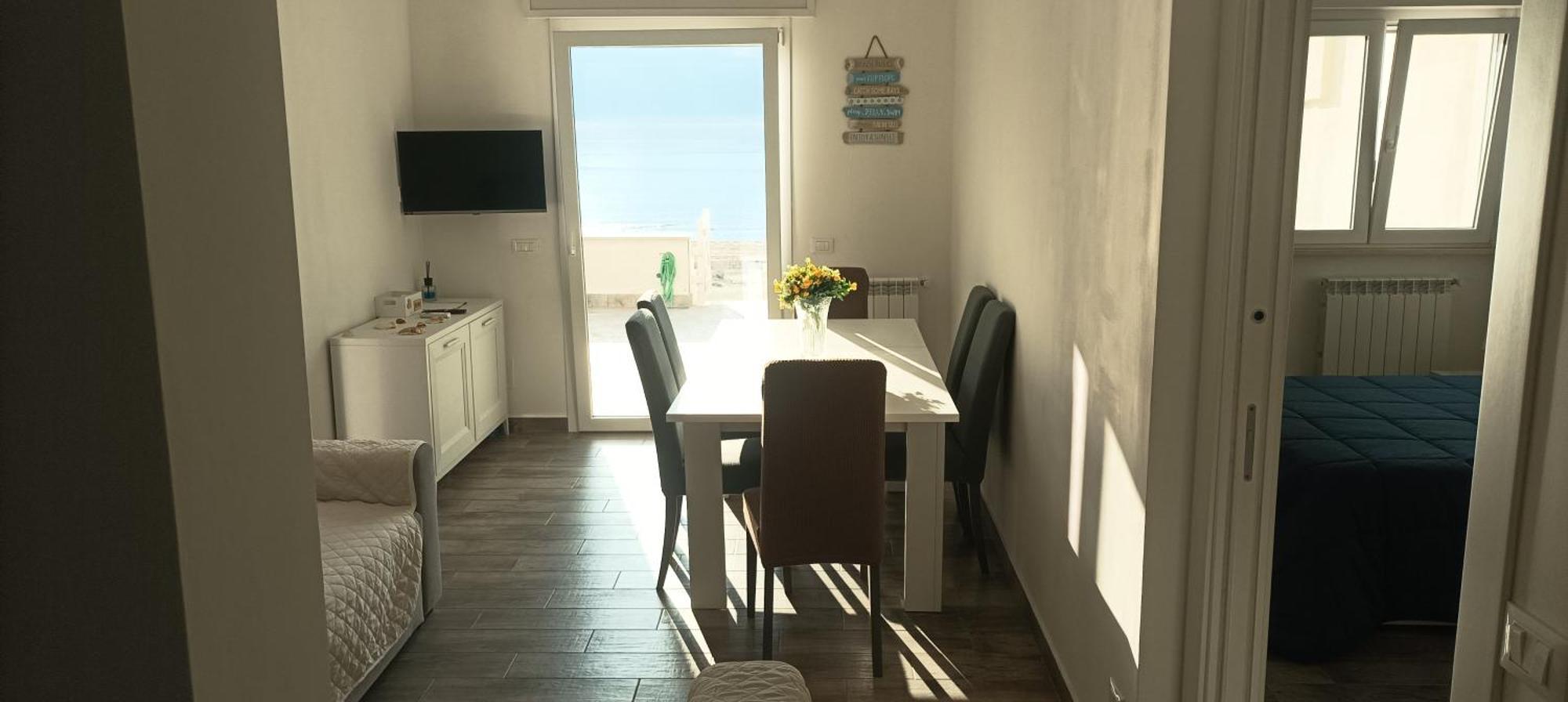 The Suite On The Beach Torvaianica Eksteriør billede